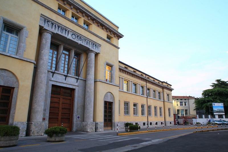 Arcobaleno Affittacamere Βερόνα Εξωτερικό φωτογραφία